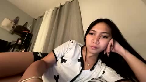 anne_chanelx online show from 17, 5, 2026