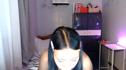 anne_chanelx online show from 19, 5, 2026