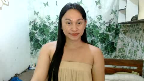 anne_hotaway online show from 23, 7, 2026