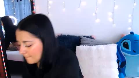 Anne  online show from 31, 5, 2026