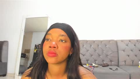Snapshot of annebullocks chatting on 28, 1, 2025 Annie online show from 28, 1, 2025