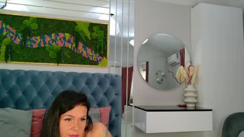 Anne Rey online show from 1, 5, 2026