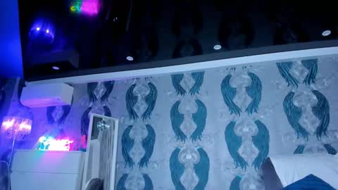 Snapshot of anneswhite chatting on 26, 9, 2025 Ana online show from 26, 9, 2025