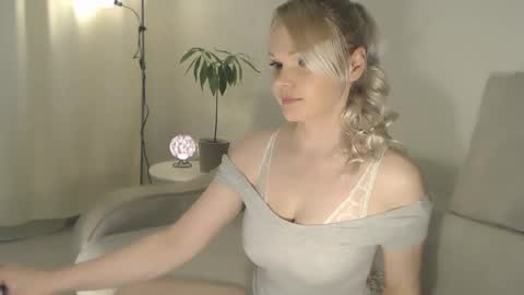 Annett online show from 8, 2, 2025