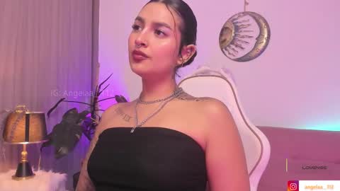 Snapshot of anngel_1 chatting on 11, 1, 2026 Angel online show from 11, 1, 2026