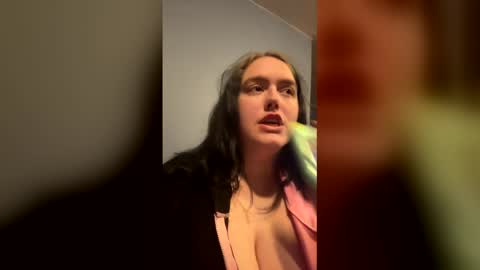 Anngray online show from 8, 2, 2026