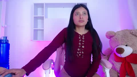 Anni online show from 4, 1, 2025