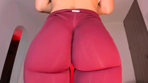 Snapshot of annibigass4daddy chatting on 1, 5, 2026 Creamy online show from 1, 5, 2026