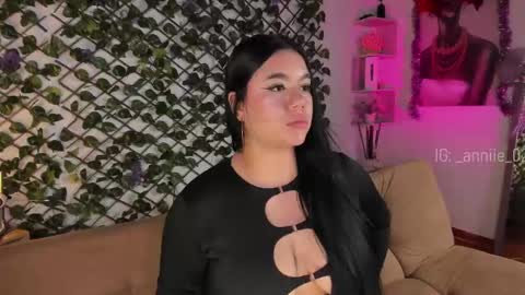 annie_barozzi online show from 28, 12, 2024