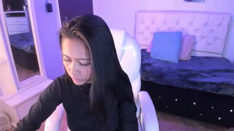 annie_clarrk online show from 15, 11, 2025