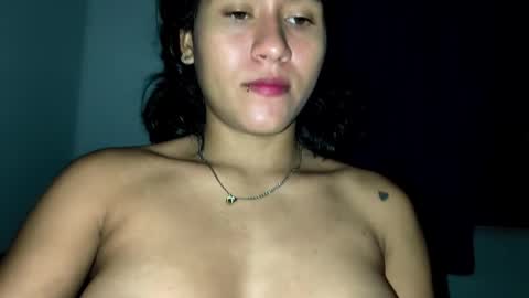 Snapshot of annie_darling_ chatting on 9, 5, 2026 A N G E L online show from 9, 5, 2026