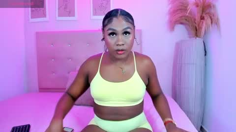 Snapshot of annie_dolce_ chatting on 11, 6, 2026 annie_dolce_ online show from 11, 6, 2026