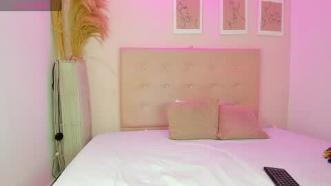 Snapshot of annie_dolce_ chatting on 26, 6, 2026 annie_dolce_ online show from 26, 6, 2026