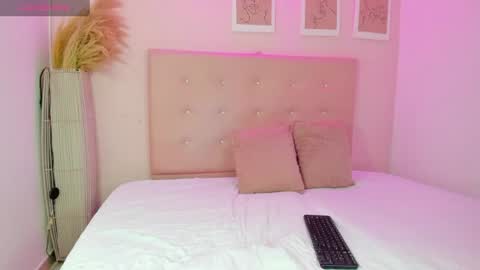 Snapshot of annie_dolce_ chatting on 2, 7, 2026 annie_dolce_ online show from 2, 7, 2026