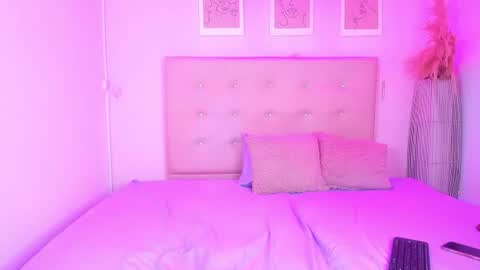 Snapshot of annie_dolce_ chatting on 21, 7, 2026 annie_dolce_ online show from 21, 7, 2026