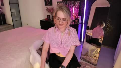 Annie online show from 28, 5, 2026