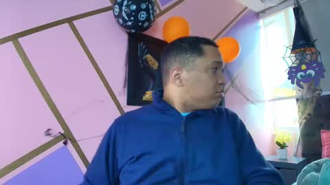 Annie lii online show from 27, 10, 2025