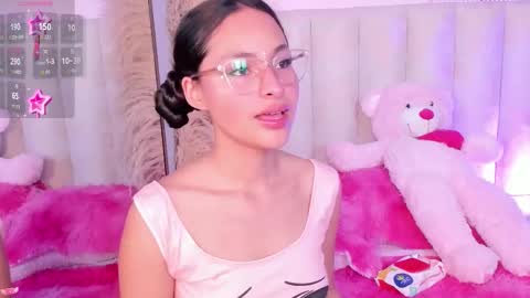   online show from 15, 10, 2025