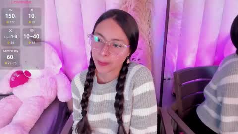   online show from 1, 11, 2025