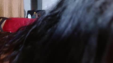 annie_scott_ online show from 24, 2, 2025