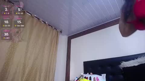 annie_scott_ online show from 17, 10, 2025