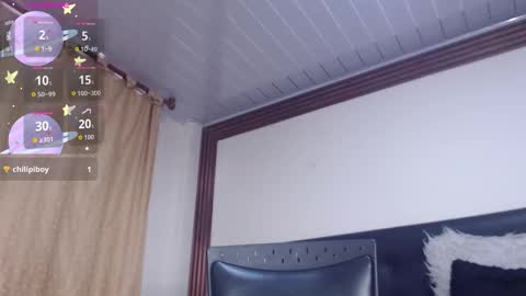 annie_scott_ online show from 17, 12, 2025