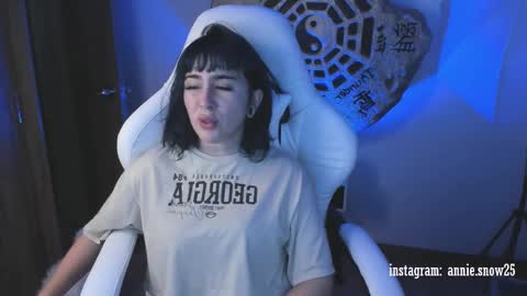 JEANNE no olvides seguirme dont forget follow me  uu online show from 16, 2, 2025