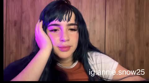 JEANNE no olvides seguirme dont forget follow me  uu online show from 11, 3, 2025
