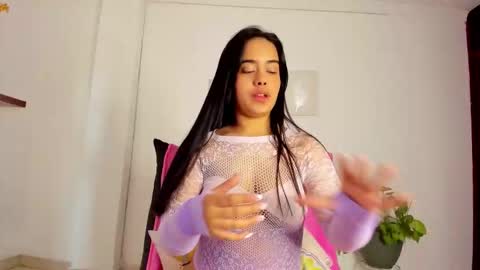 Snapshot of annie_sweet6 chatting on 3, 10, 2025 Annie online show from 3, 10, 2025