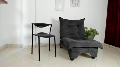 Snapshot of annie_sweet6 chatting on 16, 12, 2025 Annie online show from 16, 12, 2025