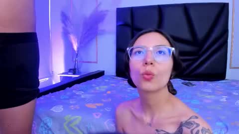 Annie And Leandro online show from 19, 12, 2025