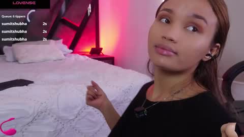 Annie and Stefan online show from 18, 12, 2025