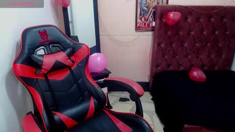 Snapshot of anniee_x chatting on 14, 2, 2025 Anniee online show from 14, 2, 2025
