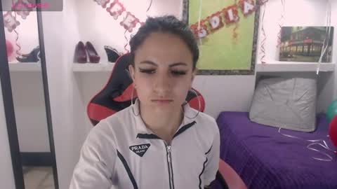 Snapshot of anniee_x chatting on 21, 2, 2025 Anniee online show from 21, 2, 2025