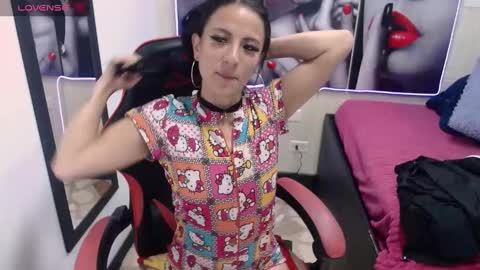 Snapshot of anniee_x chatting on 11, 3, 2025 Anniee online show from 11, 3, 2025