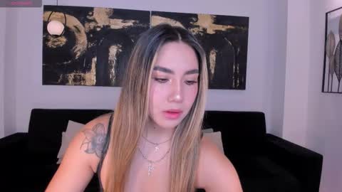 Annie Monroe online show from 10, 11, 2025