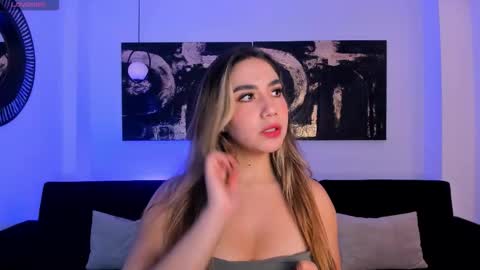 Annie Monroe online show from 15, 12, 2025