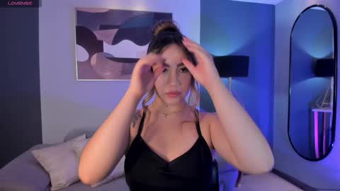 Annie Monroe online show from 7, 1, 2026