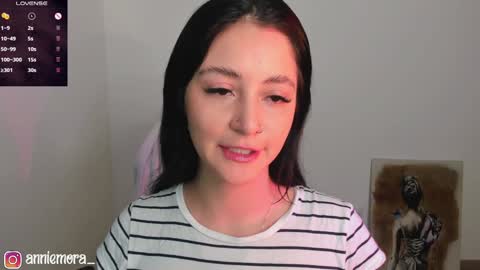 Snapshot of anniemora_ chatting on 28, 12, 2024 Annie online show from 28, 12, 2024