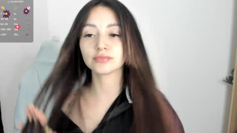 Snapshot of anniemora_ chatting on 6, 2, 2025 Annie online show from 6, 2, 2025