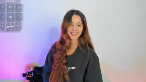 Snapshot of anniemora_ chatting on 30, 10, 2025 Annie online show from 30, 10, 2025