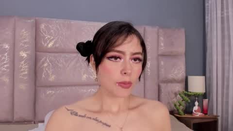 Annie online show from 11, 10, 2025