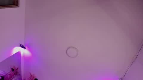 Annie Evans  online show from 26, 2, 2025