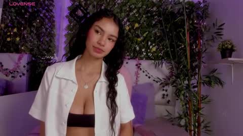 Annie Evans  online show from 10, 11, 2025