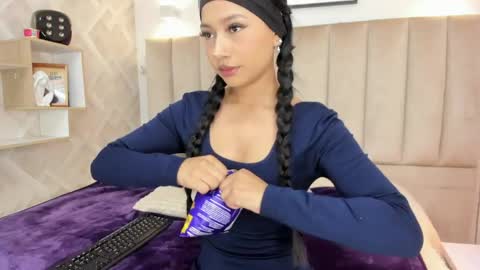 Annie Queen online show from 15, 5, 2026