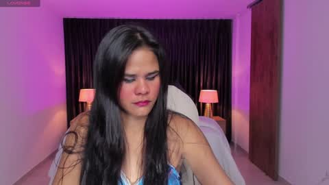 Anniiee online show from 22, 1, 2025