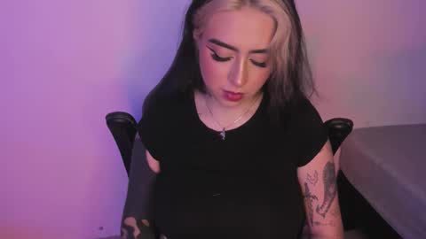 Annika online show from 13, 11, 2025