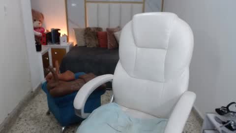 anna online show from 22, 1, 2025