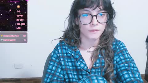 Gaby 3 online show from 5, 2, 2025