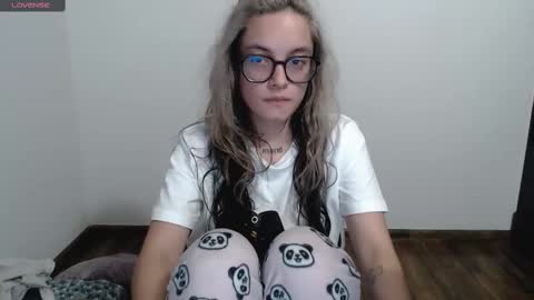 Gaby 3 online show from 10, 3, 2025